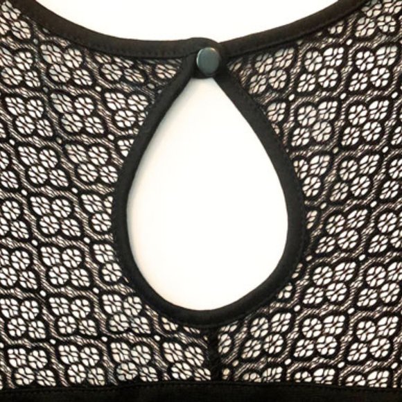 NWT Small Rocksteady Lillie Black Rockabilly Retro Goth Top Modcloth - Picture 3 of 3